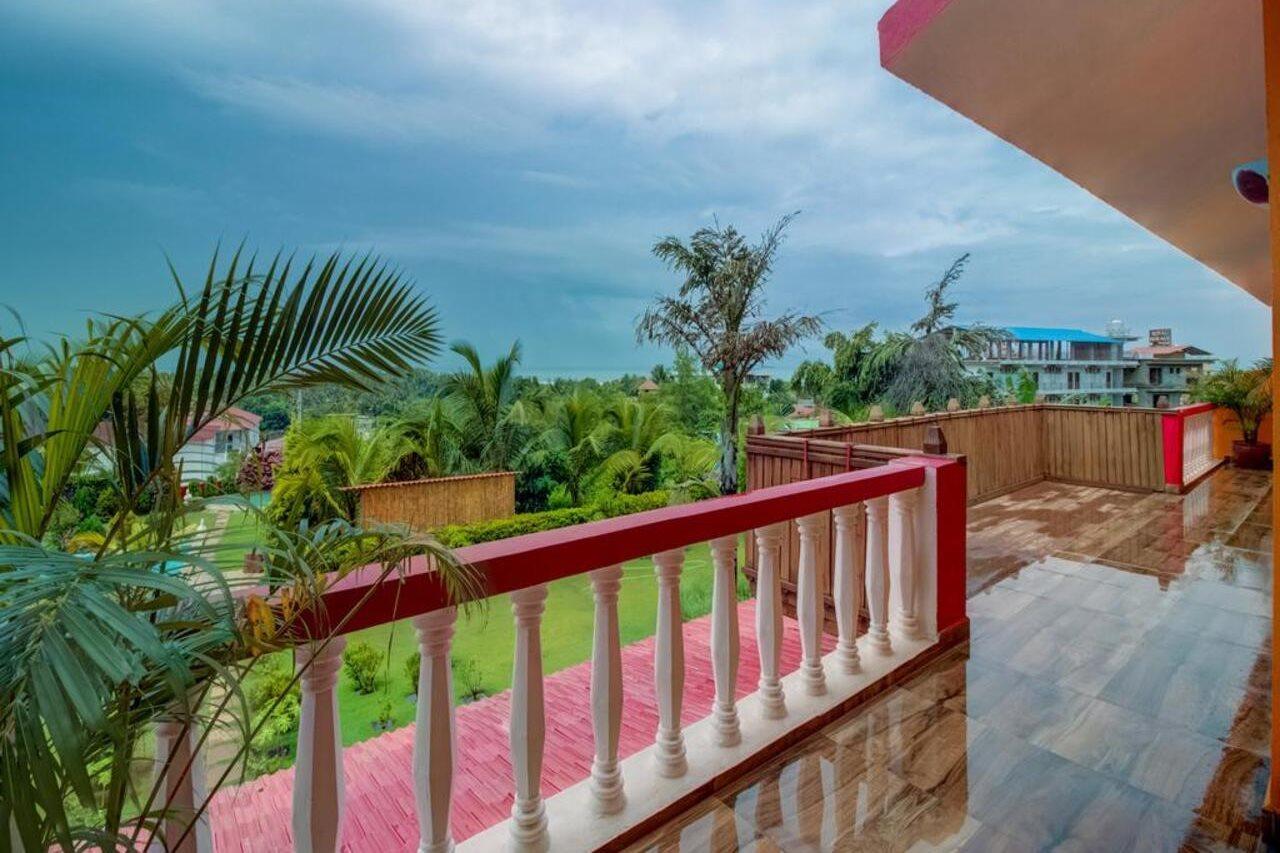 La Papa Resort Morjim Exterior foto